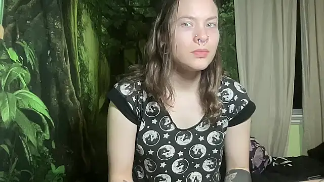 mo0ngoddess online show from 01.18.25