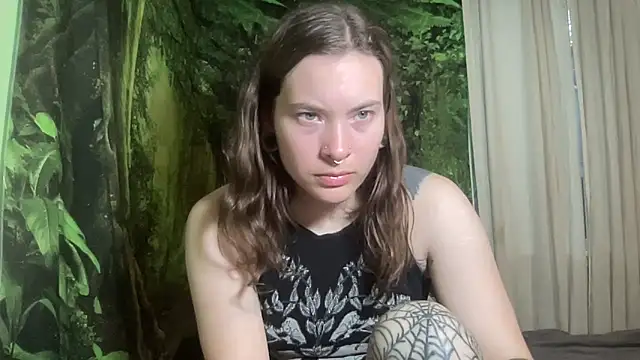 mo0ngoddess online show from 10.11.25