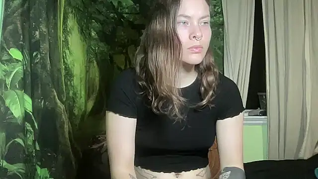 mo0ngoddess online show from 12.22.25