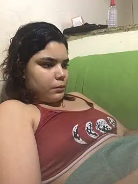 Snapshot of Cliaclara chatting on 07.16.26 Cliaclara online show from 07.16.26