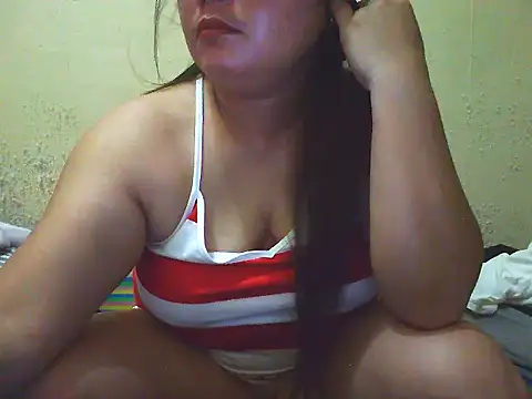 Snapshot of xsweetlover69x chatting on 05.31.26 xsweetlover69x online show from 05.31.26