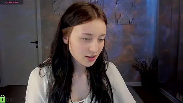 Snapshot of Tracey_Gill chatting on 06.07.26 Tracey Gill online show from 06.07.26