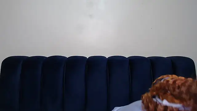 Snapshot of Youngling05 chatting on 07.12.26 Youngling05 online show from 07.12.26