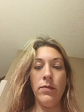 missbellastar online show from 06.22.26