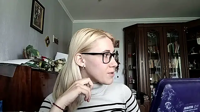 Snapshot of lolkabiolka chatting on 05.12.26 lolkabiolka online show from 05.12.26