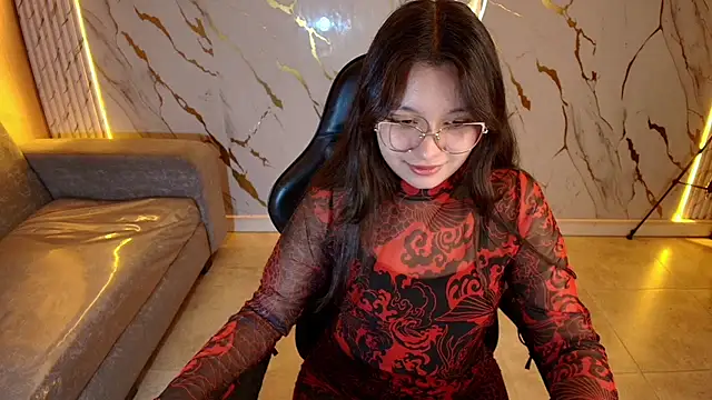 Snapshot of HoneyDoll_tf chatting on 05.19.26 HoneyDoll tf online show from 05.19.26