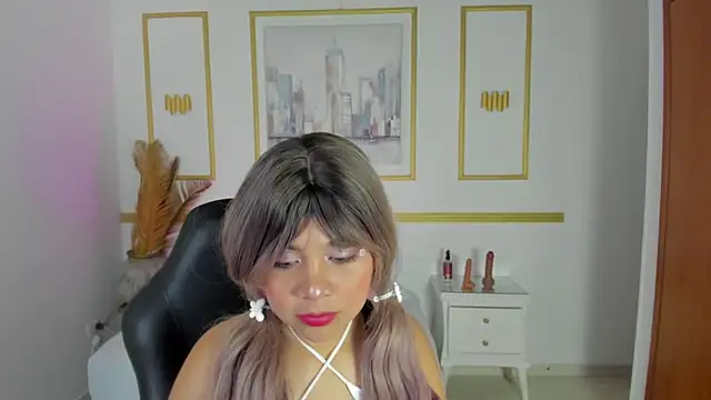 zully28 x online show from 05.13.26