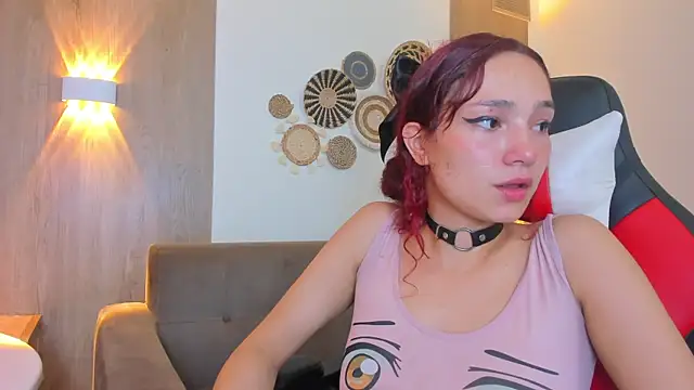 Snapshot of camiirosse chatting on 05.30.26 camiirosse online show from 05.30.26