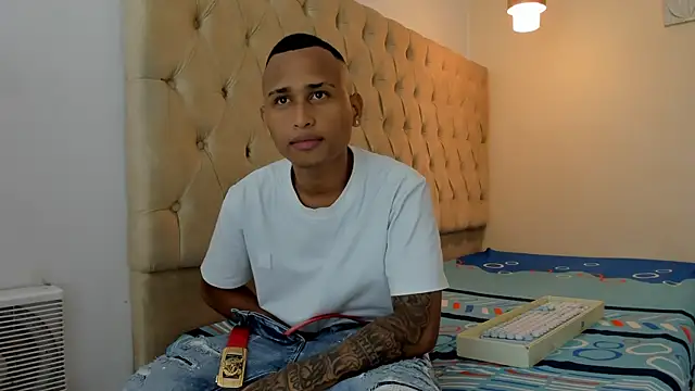 Snapshot of Supreme_Badboy chatting on 07.19.26 Supreme Badboy online show from 07.19.26