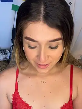 Snapshot of IsabelleMilan chatting on 06.16.26 IsabelleMilan online show from 06.16.26