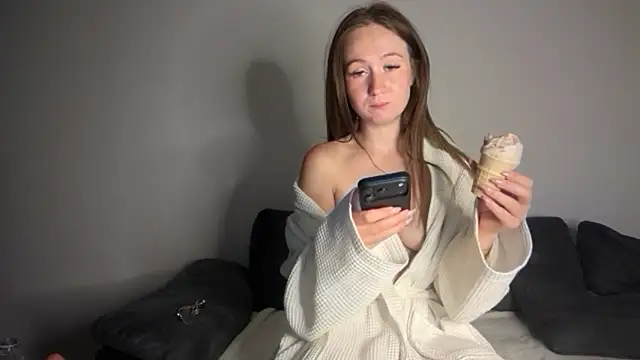 Freyastimeee online show from 06.03.26