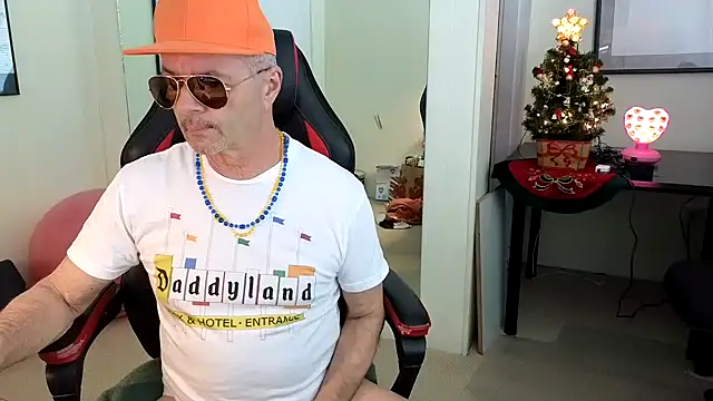 hotdadbod online show from 12.06.24