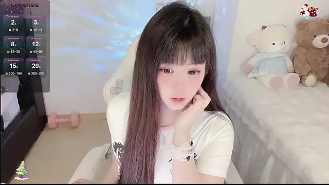 Snapshot of Mititii chatting on 05.14.26 Mititii online show from 05.14.26