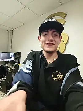 andylol330 online show from 06.16.26