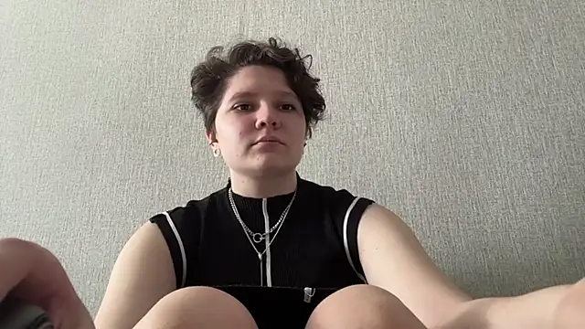 Snapshot of LizCumens chatting on 06.03.26 LizCumens online show from 06.03.26