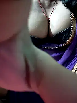 Snapshot of Savita_Bhabhiii chatting on 06.15.26 Savita Bhabhiii online show from 06.15.26