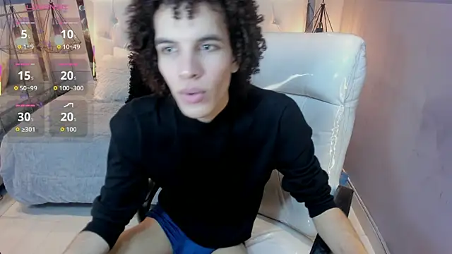 Snapshot of felix_haze chatting on 05.29.26 felix haze online show from 05.29.26