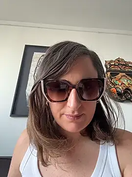 Snapshot of Perversizia chatting on 07.18.26 Perversizia online show from 07.18.26