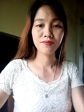 Snapshot of Suly-sweet chatting on 06.29.26 Suly-sweet online show from 06.29.26