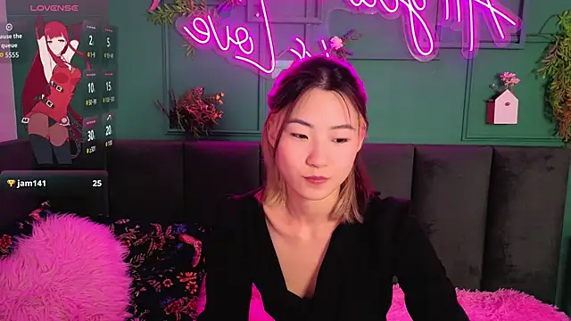 Runi Asian online show from 07.20.26