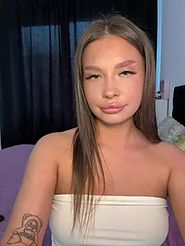 Snapshot of BeautyBella_ chatting on 06.24.26 BeautyBella online show from 06.24.26