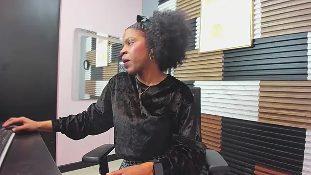 sarahi pusey online show from 07.16.26