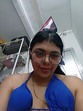 luxuryluna online show from 07.12.26
