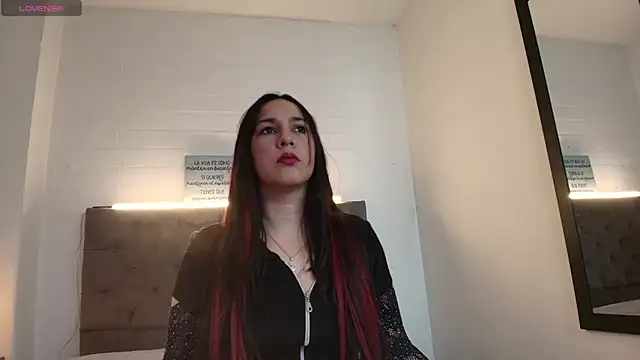 Snapshot of Rossy_Marks chatting on 06.19.26 Rossy Marks online show from 06.19.26