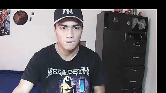 Snapshot of Fenix_hardcock chatting on 07.21.26 Fenix hardcock online show from 07.21.26