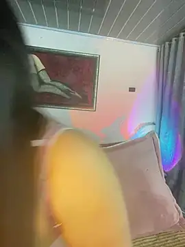 Lana Hands online show from 07.05.26