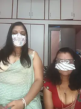 Snapshot of Kannada_telugu_lesbians chatting on 05.31.26 Kannada telugu lesbians online show from 05.31.26