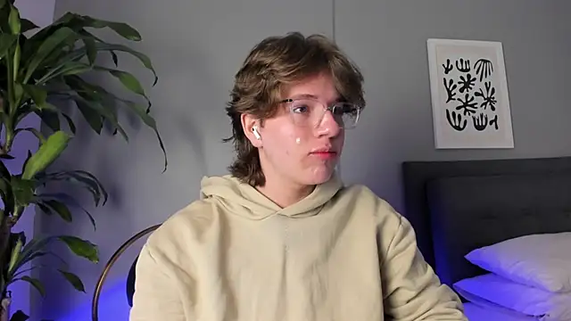 LucasMoraless online show from 06.02.26