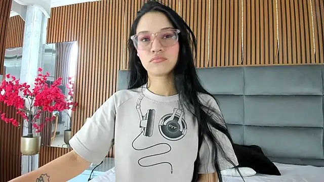SophiieCalloway1 online show from 07.02.26