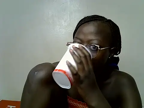 Snapshot of Hot_tashaa chatting on 07.17.26 Hot tashaa online show from 07.17.26