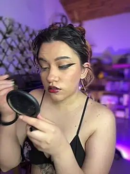 NikkiNix online show from 05.31.26