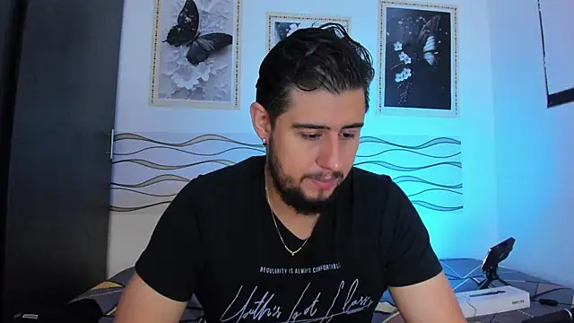 Ryan evannss  online show from 07.04.26