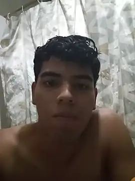 Snapshot of fercho_2311 chatting on 06.12.26 fercho 2311 online show from 06.12.26