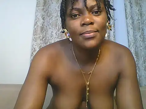 Snapshot of dollface_bela chatting on 06.25.26 dollface bela online show from 06.25.26