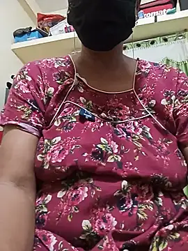 Snapshot of Ramya111_Tamil chatting on 07.04.26 Ramya111 Tamil online show from 07.04.26
