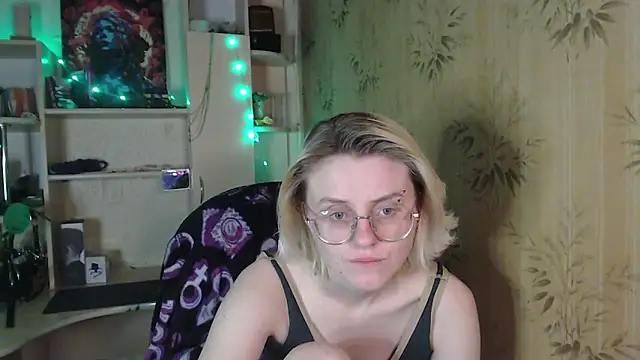   Freya    online show from 05.26.26