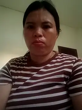 Snapshot of -Yeyi- chatting on 06.02.26 -Yeyi- online show from 06.02.26