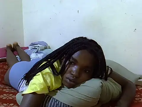 Snapshot of princess_scovia chatting on 06.16.26 princess scovia online show from 06.16.26