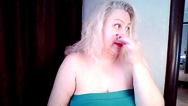 MissisXL online show from 05.26.26
