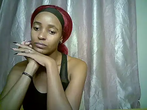 Snapshot of Slim_shy chatting on 06.02.26 Slim shy online show from 06.02.26