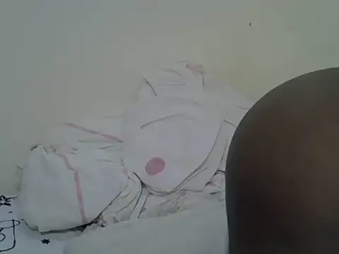 Snapshot of Curvy_nelly1 chatting on 06.25.26 Curvy nelly1 online show from 06.25.26