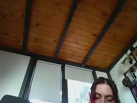 Snapshot of LatinDolliee chatting on 07.17.26 LatinDolliee online show from 07.17.26