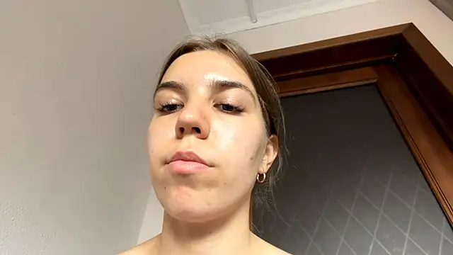 Snapshot of LaurindaStalford chatting on 07.19.26 LaurindaStalford online show from 07.19.26