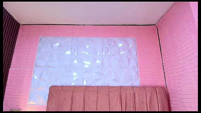 mnicollesweet pri online show from 07.17.26