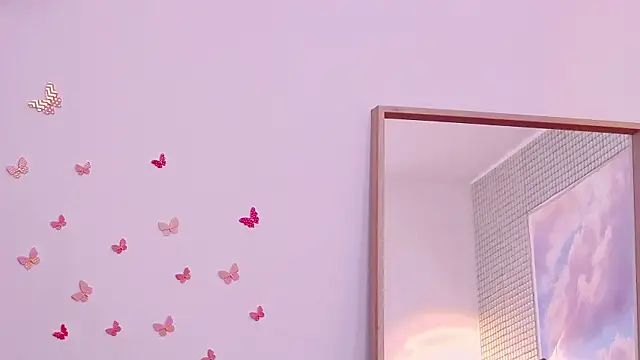 Daisy Blush online show from 05.22.26