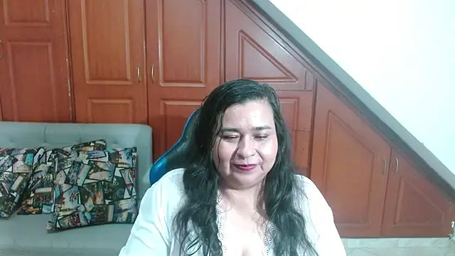 Snapshot of katiusca_rm chatting on 06.23.26 katiusca rm online show from 06.23.26